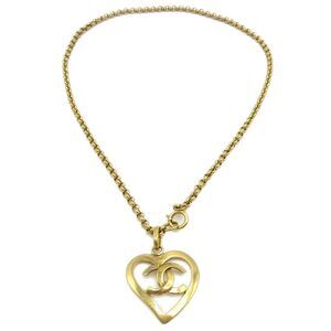 Chanel Cc Heart Pendant Metal Gold Gold_Plated Necklace Jewelry